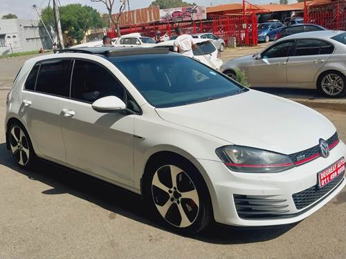 Volkswagen (VW) Golf 7 GTi 2.0 TSi DSG