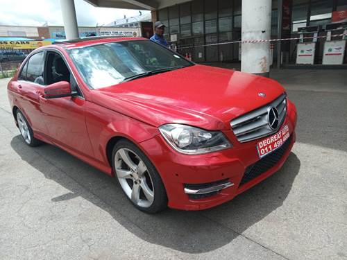 Mercedes Benz C 200 Blue Efficiency Avantgarde