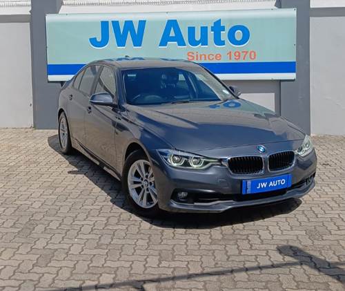 BMW 318i (F30) Auto