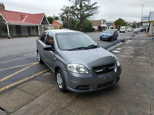 Chevrolet Aveo 1.6 LS Sedan Auto