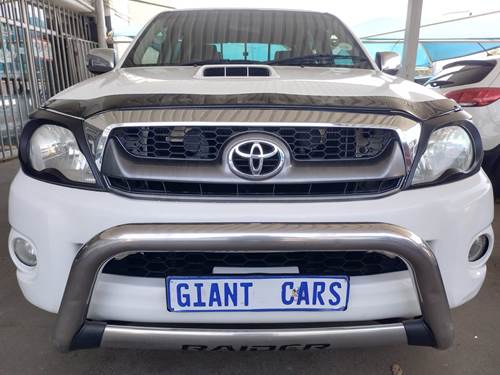 Toyota Hilux ( I) 3.0 D-4D Raider R/B Double Cab Auto