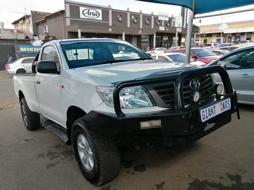 Toyota Hilux ( II) 2.5 D-4D SRX 4X4 Double Cab