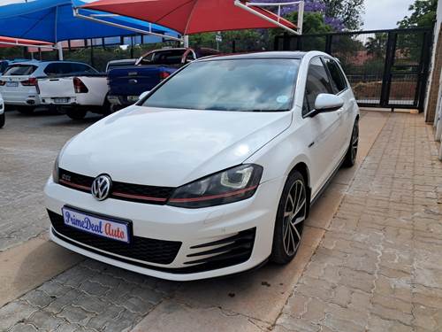 Volkswagen (VW) Golf 7 GTi 2.0 TSi