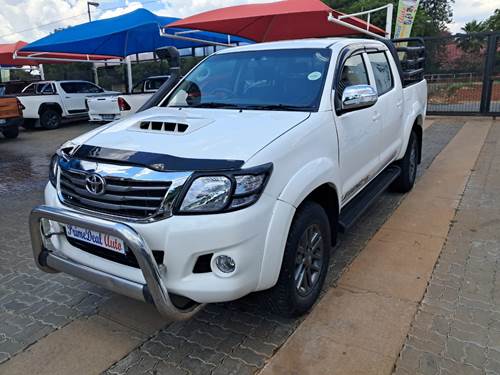 Toyota Hilux ( II) 2.5 D-4D SRX 4X4 Double Cab