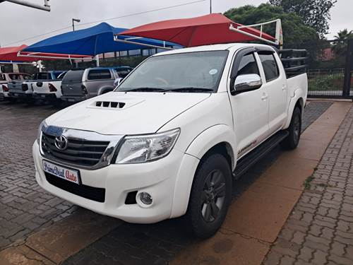 Toyota Hilux ( II) 2.5 D-4D SRX 4X4 Double Cab