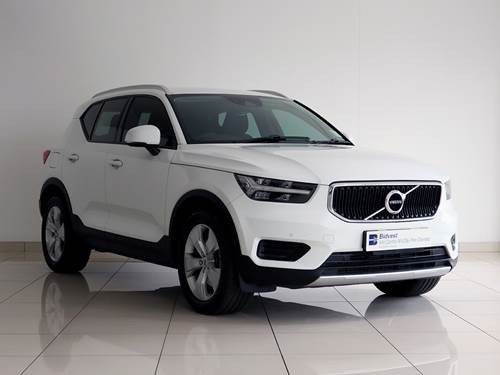 Volvo XC40 D4 Momentum AWD