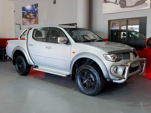 Mitsubishi Triton 2.4 MPi Double Cab ABS