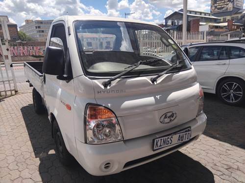 Hyundai H100 2.6i D Chassis Cab