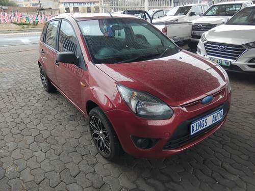 Ford Figo 1.4i Ambiente 5-Door Hatch Back