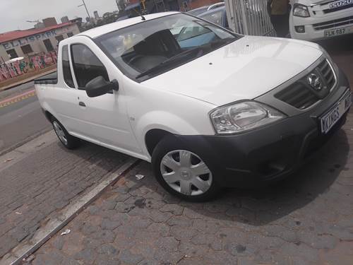 Nissan NP200 1.6i