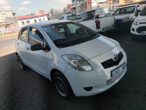 Toyota Yaris T1 5 Door