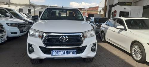 Toyota Hilux 2.4 GD 5MT Aircon Single Cab