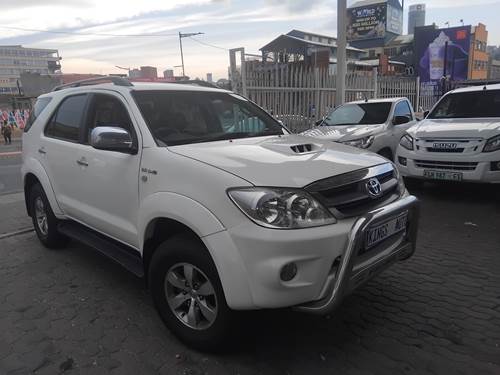 Toyota Fortuner I 3.0 D-4D 4X4