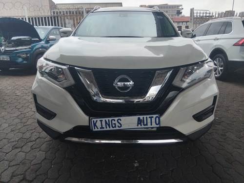 Nissan X-Trail VII 2.0 Visia 4x2