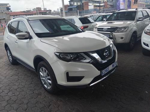 Nissan X-Trail VII 2.0 Visia 4x2