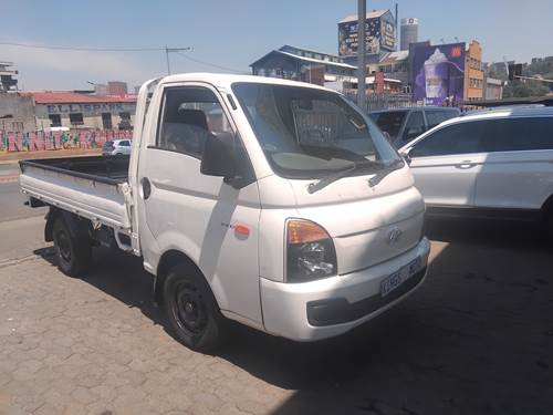 Hyundai H100 2.6i D Chassis Cab