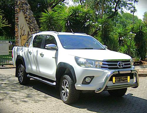 Toyota Hilux 2.8 GD-6 Raider Raised Body Double Cab Auto 4x4  