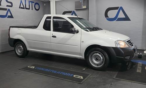 Nissan NP200 1.6i Pack