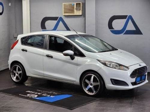 Ford Fiesta 1.0 EcoBoost Ambiente Powershift 5 Door