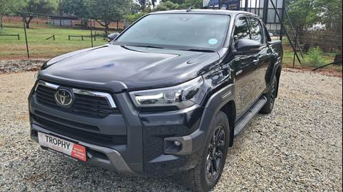 Toyota Hilux 2.8 GD-6 RB Legend Double Cab