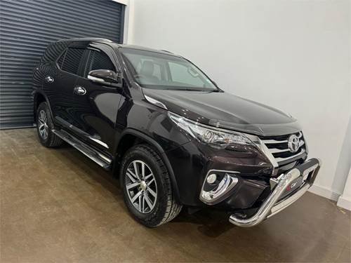 Toyota Fortuner IV 2.8 GD-6 Raised Body