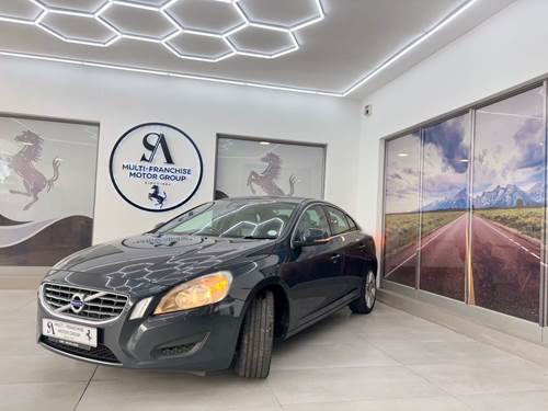 Volvo S60 2.0T (132 kW) Auto