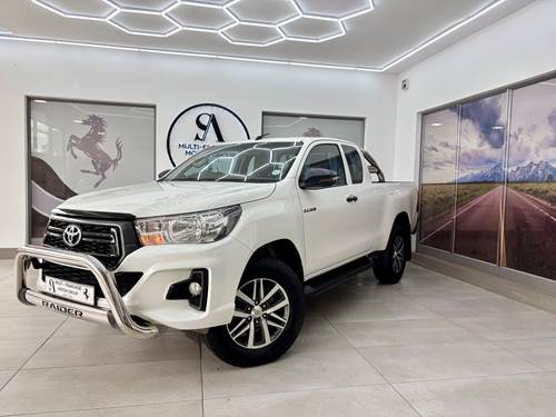 Toyota Hilux 2.4 GD-6 RB SRX Extra Cab Auto