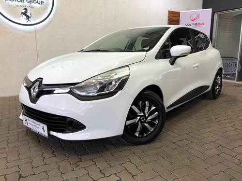 Renault Clio IV 900T (66kW) Blaze Ltd Edition 5 Door