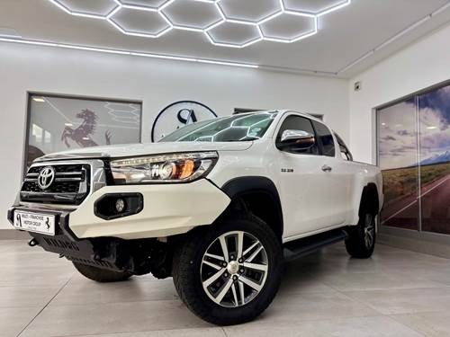 Toyota Hilux 2.8 GD-6 RB Raider Extra Cab Auto