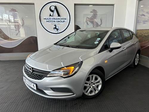 Opel Astra 1.0 T Essentia 5 Door