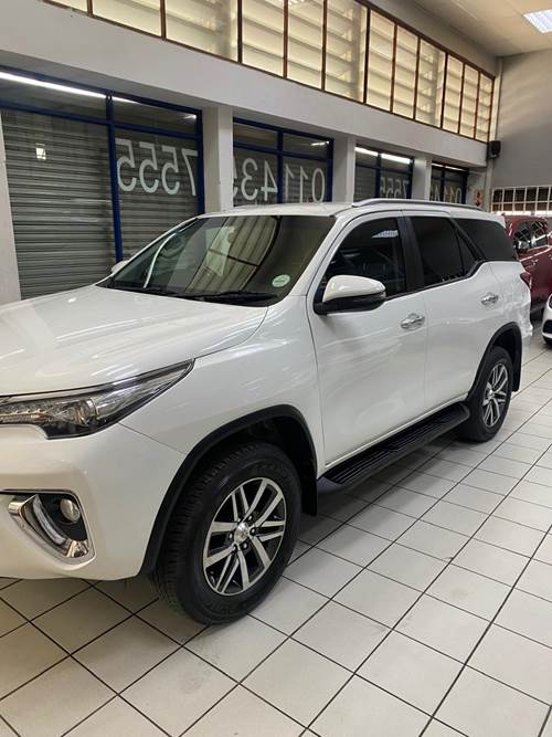 Toyota Fortuner IV 2.8 GD-6 4X4 Auto