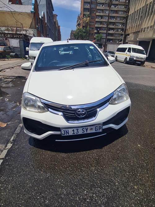 Toyota Etios 1.5 Xi Sedan