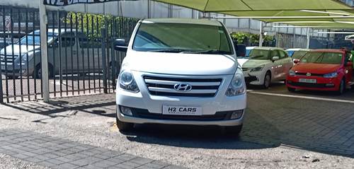 Hyundai H1 2.4 CVVT GLS 9 Seater