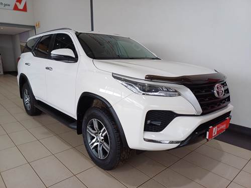 Toyota Fortuner V 2.4 GD-6 Raised Body Auto