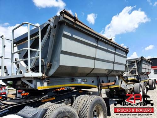 Afrit 25 m³ TA/TA Interlink Side Tipper