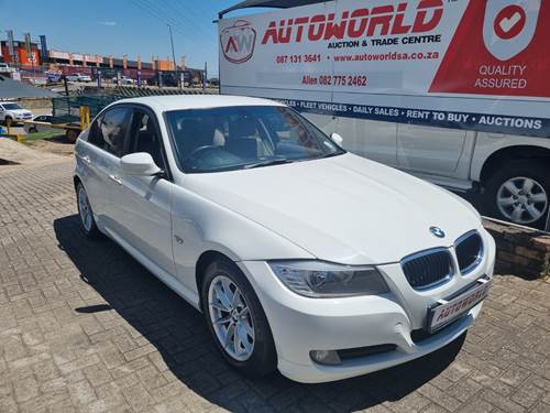 BMW 320i (E90) Exclusive Auto II