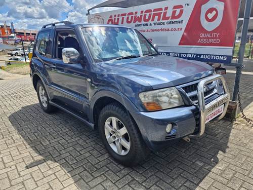 Mitsubishi Pajero 3200 Di-D GLS SWB Auto