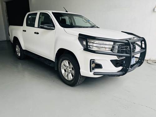 Toyota Hilux 2.4 GD-6 SRX Double Cab