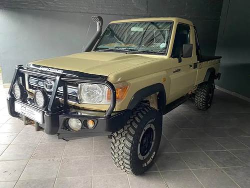 Toyota Land Cruiser 79 4.0 Pick Up