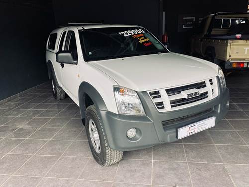 Isuzu KB 250 D-TEQ LE Extended Cab