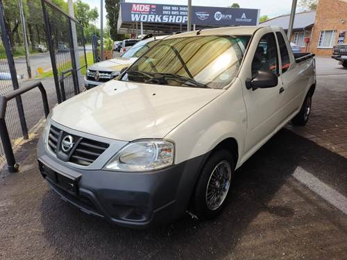 Nissan NP200 1.6i Aircon