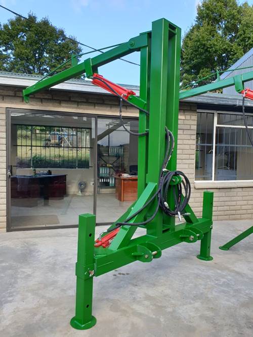 HJ Van Zyl Agri Lift Crane Attached