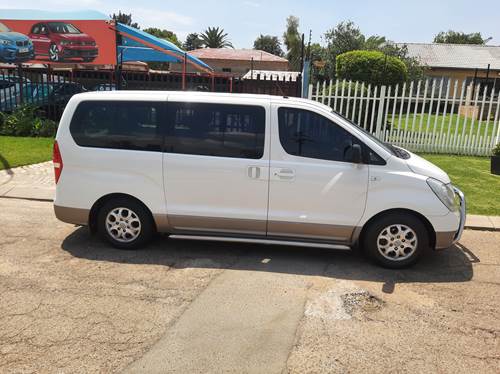 Hyundai H1 2.5 CRDi 6 Seater Multicab Auto