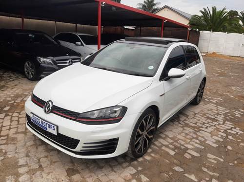 Volkswagen (VW) Golf 7 GTi 2.0 TSi DSG