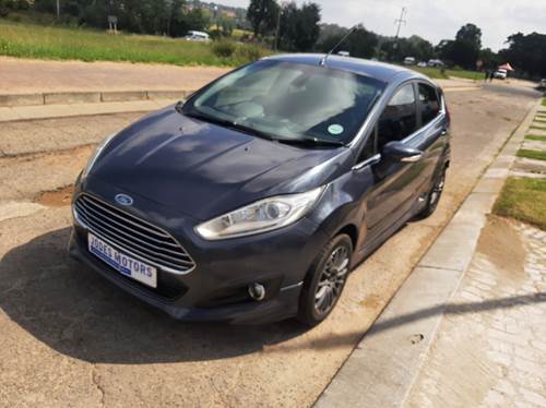 Ford Fiesta 1.0 EcoBoost Titanium 5 Door