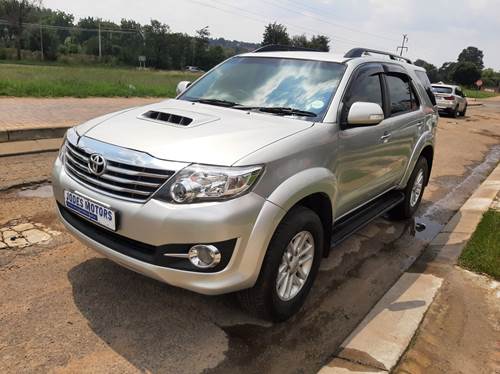 Toyota Fortuner III 3.0 D-4D 4x4