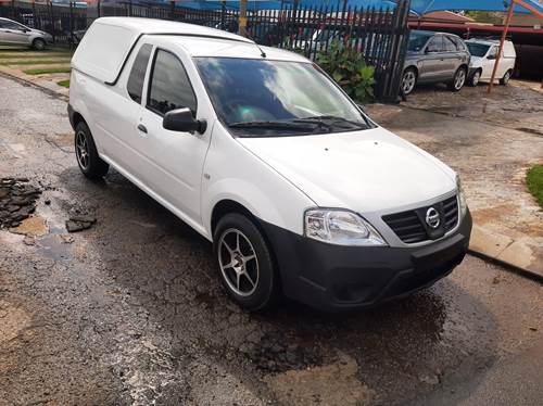 Nissan NP200 1.6i Aircon