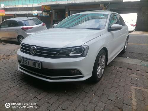 Volkswagen (VW) Jetta GP 1.4 TSi Comfortline Sedan