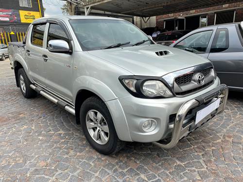 Toyota Hilux (Legend 40) 3.0 D-4D Raider R/B Double Cab