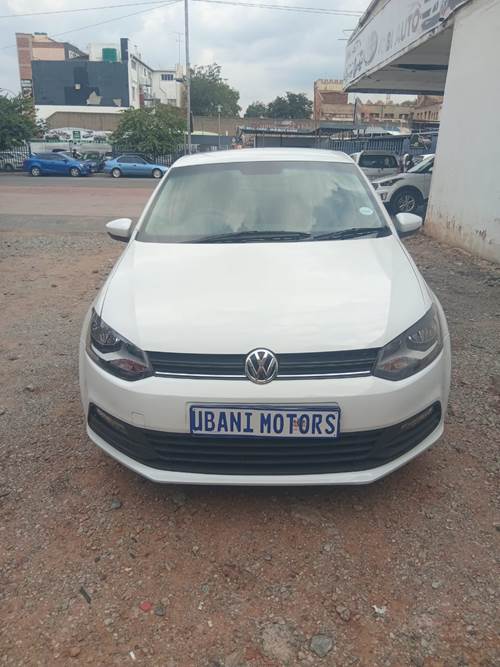 Volkswagen (VW) Polo Vivo 1.4 Hatch Comfortline 5 Door